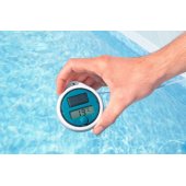 Thermometer with digital display