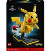 72152 Pikachu and Pokéball