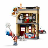 76317 Peter Parker’s Apartment