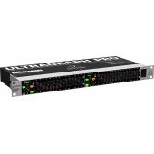 Behringer FBQ1502 audio equalizer