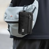 Travel Wallet with Carabiner Black
