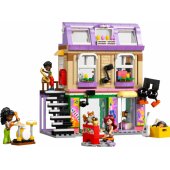 42653 Music Store & Apartment