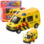 Geltonas metalinis greitosios pagalbos automobilis su atitraukimo mechanizmu, šviesomis ir garsais, 1:32
