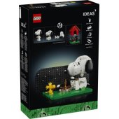 21368 Peanuts: Snoopy®s Doghouse