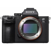 A7 III juodas korpusas (ILCE-7M3)