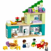 10470 3 in 1 Modern Family House with Figures