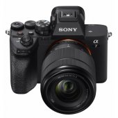 A7 IV + 28-70mm OSS II Black
