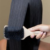 The Shine and Softness Brush