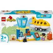 DUPLO 10443 First Time at the Airport