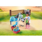 Horse therapist