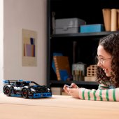 Technic Porsche GT4 e-Performance Racing Car