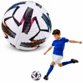 Treniruočių futbolo kamuolys žolės aikštelei, baltas, su raštais, 22 cm, 5 dydžio