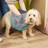 LA036164UFEU7 Anti-bac Pet Drying Towel With Pockets