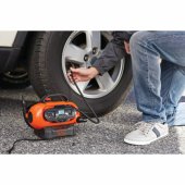 BLACK + DECKER akumuliatorinis kompresorius BDCINF18N-QS, 18 Voltų, 11 bar, oro siurblys