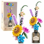 Construction Blocks Bouquet of Colorful Flowers in a Vase 387 pcs.