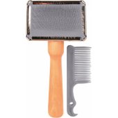Trixie Soft Brush with Cleaning Sponge 6 x 13 cm
