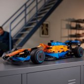 McLaren Formula 1 lenktyninis automobilis 42141