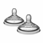 Tommee Tippee nuo dieglių apsaugantys silikoniniai čiulptukai 6m+ 2 vnt. (TT0158)