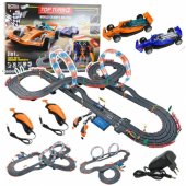 3 viename RC lenktynių trasa su šviečiančiomis kilpomis, automobiliais ir valdikliais, 560 cm