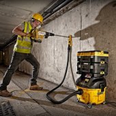 DeWALT DWV901LT-QS dust extractor Black, Yellow 30 L 1400 W.