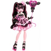 Mattel Monster High Spooky Beautiful Birthday Draculaura Doll