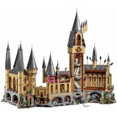 Hogvarts™ pilis 71043